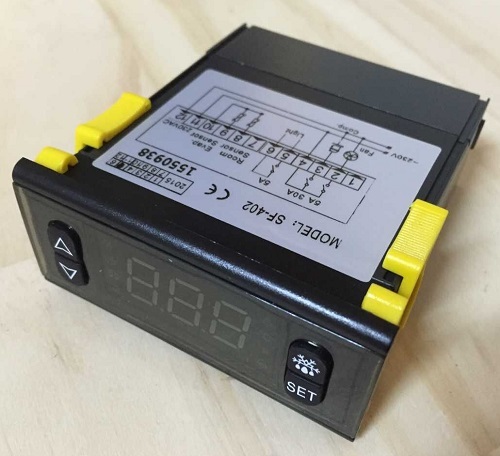 SHANGFANG SF-402 Digital Temperature Controller