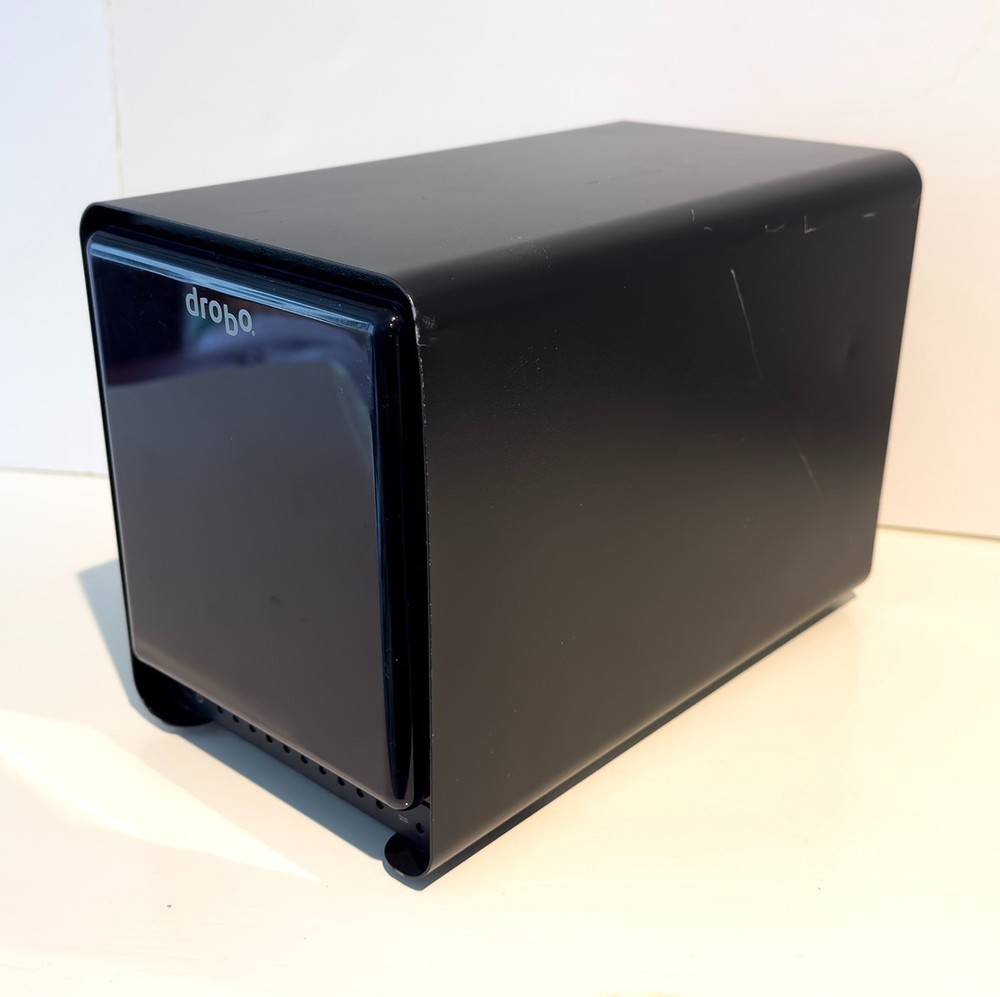 Data Robotics DRDS2-A Drobo FS 5-Bay Storage Array - With Adapter, No drives
