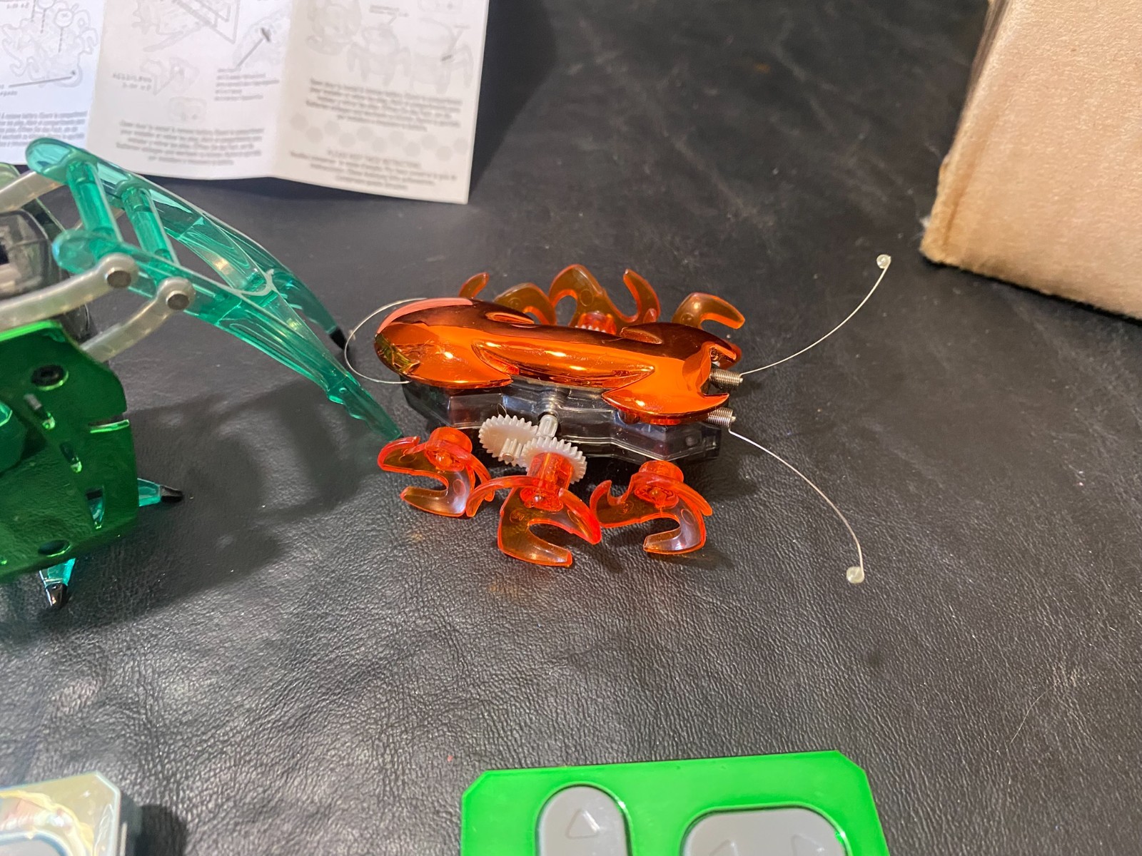 hexbug ant inchworm spider remote hex bug pre-owned