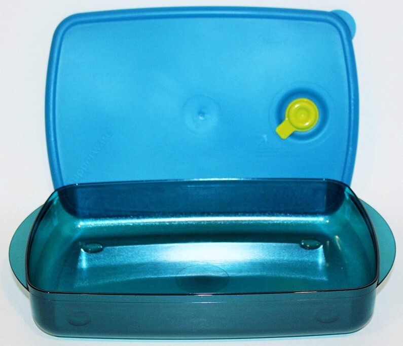 Tupperware Vent N Serve Rectangle 6 Cup Capacity Peacock Blue NOS ❤️
