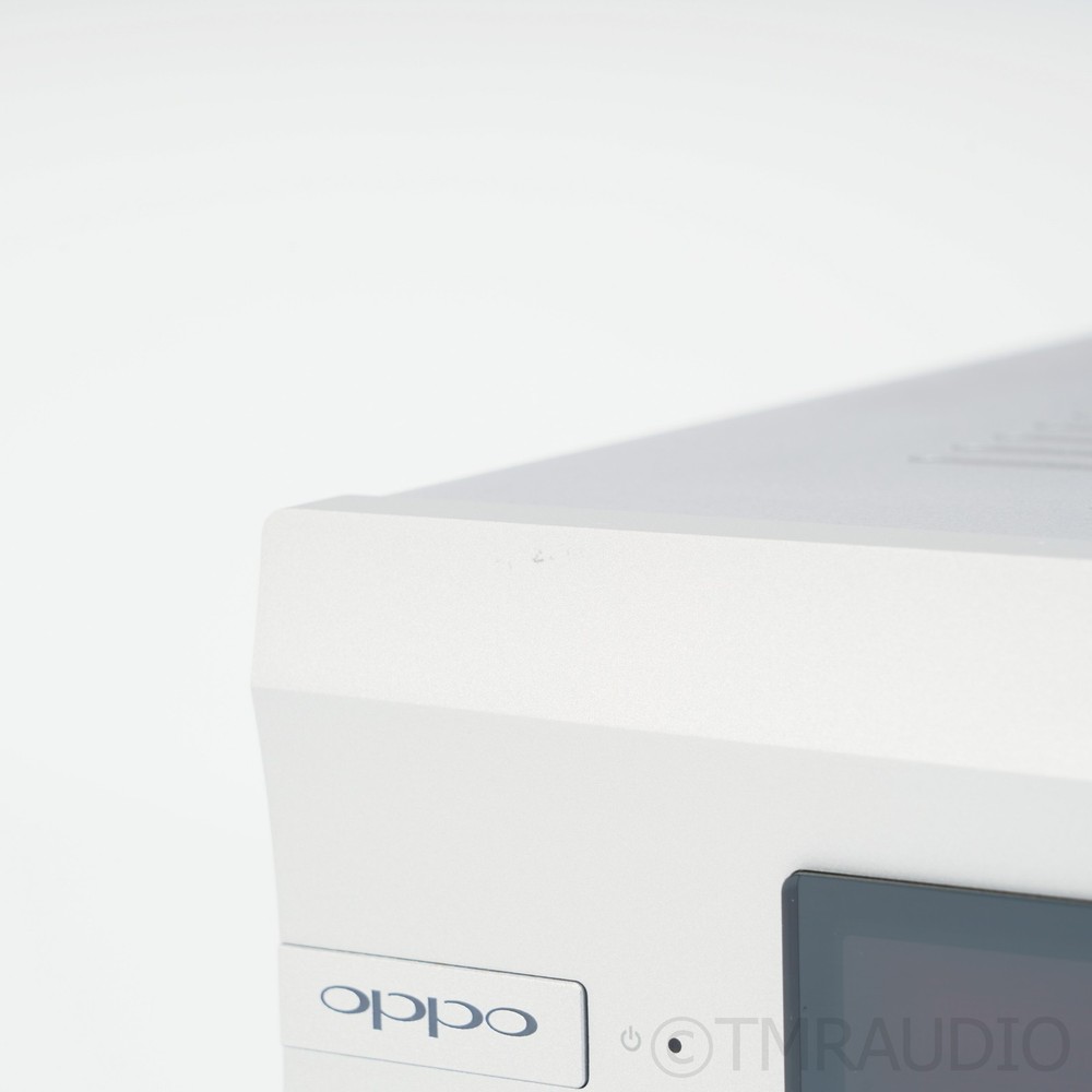 Oppo BDP-105D Universal Blu-ray Player; CD / SACD