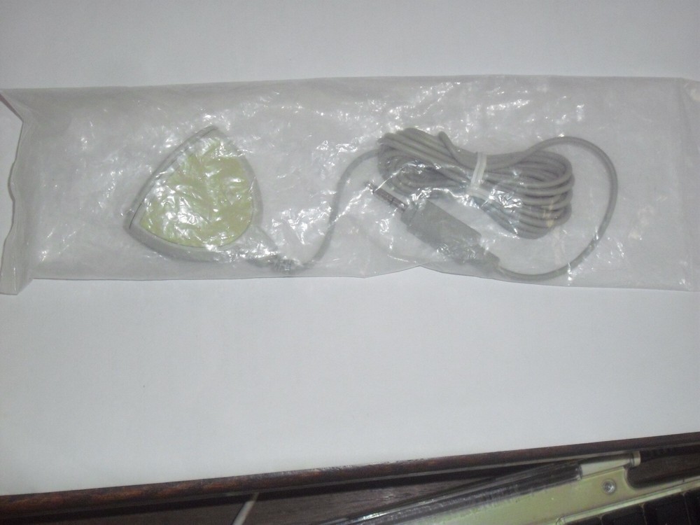 Apple PlainTalk Cable Consumer Microphone, 590-0670, New