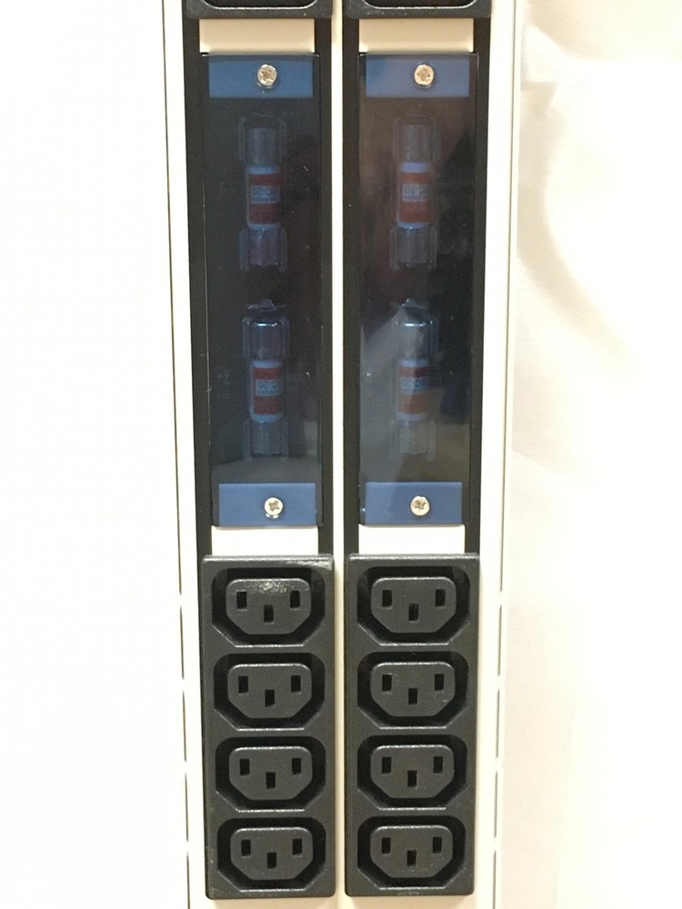 Server Technology Sentry Smart Cabinet Distribution Unit CS-48VDY-L2130 FREESHIP