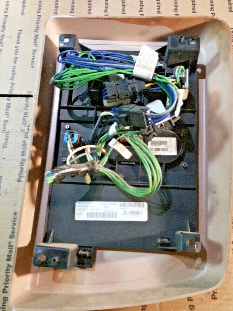 INTERNATIONAL PROSTAR SLEEPER CONTROL PANEL XS276683