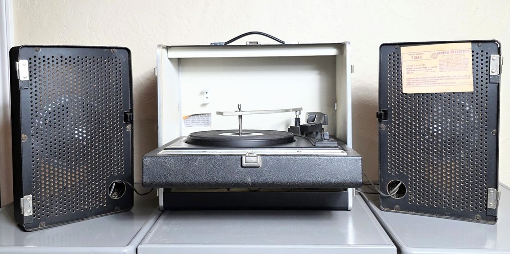 G E Solid State Stereo Portable Record Player with Detachable Spea…