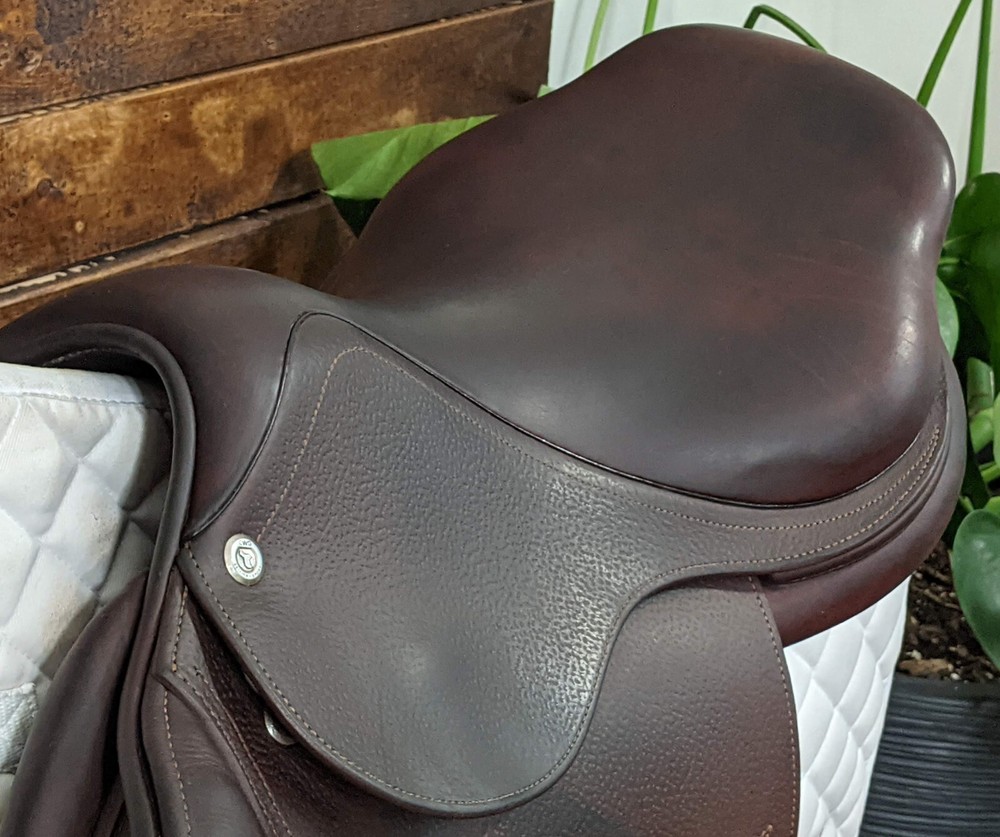 17" CWD SE02 2C (2018) *Forward Flaps*