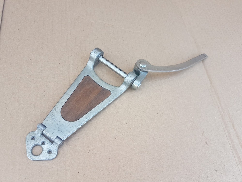 1972 IBANEZ MODEL 2362 SEMI SPRING TREMOLO