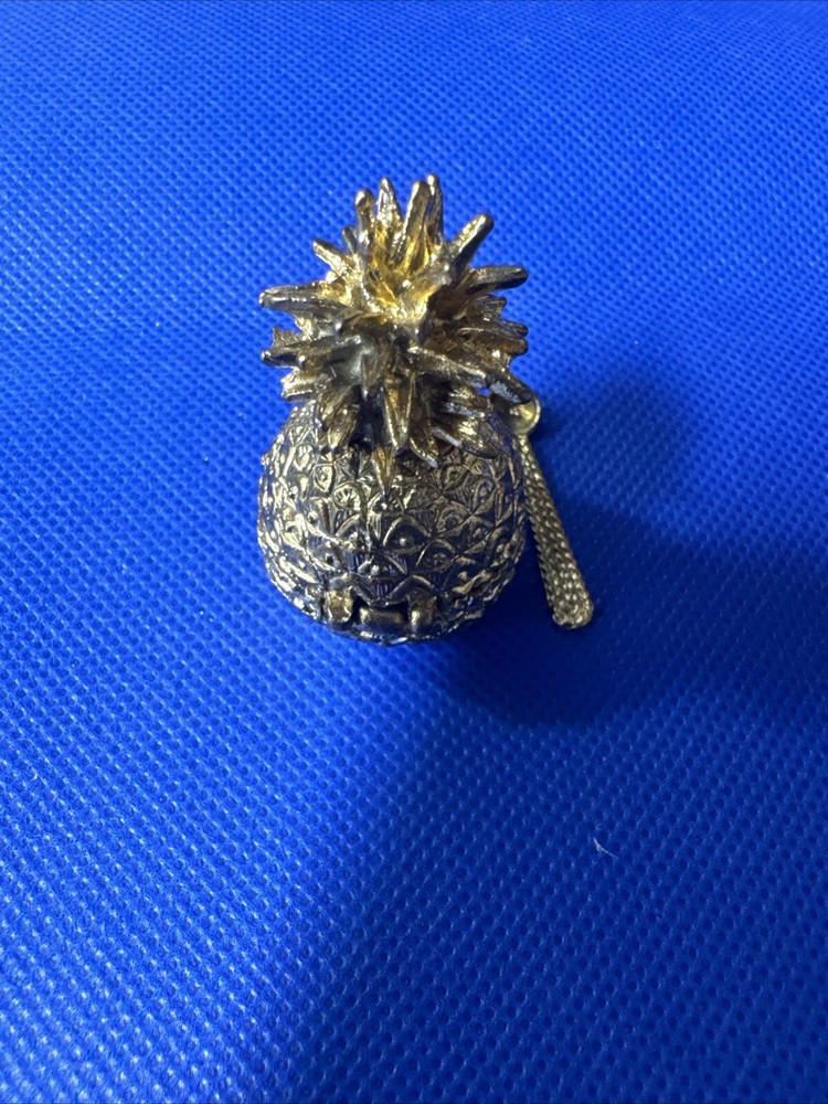 Miniature Trinket Boxes With Spoon Inside