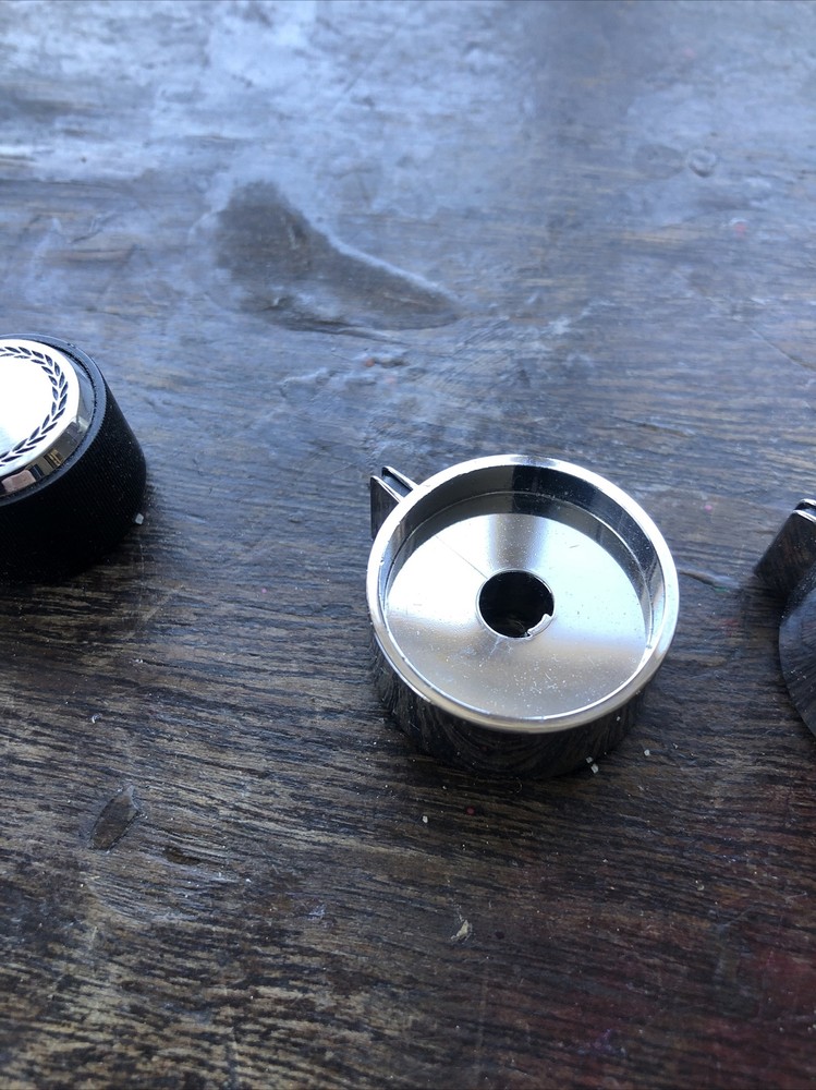 1991 Sedan Deville Radio Knobs