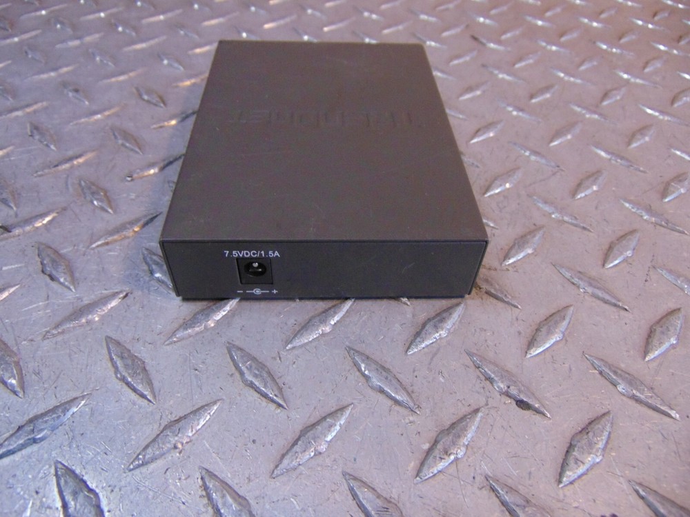 TRENDnet 10/100BASE-TX 100BASE-FX Multi Mode SC Converter