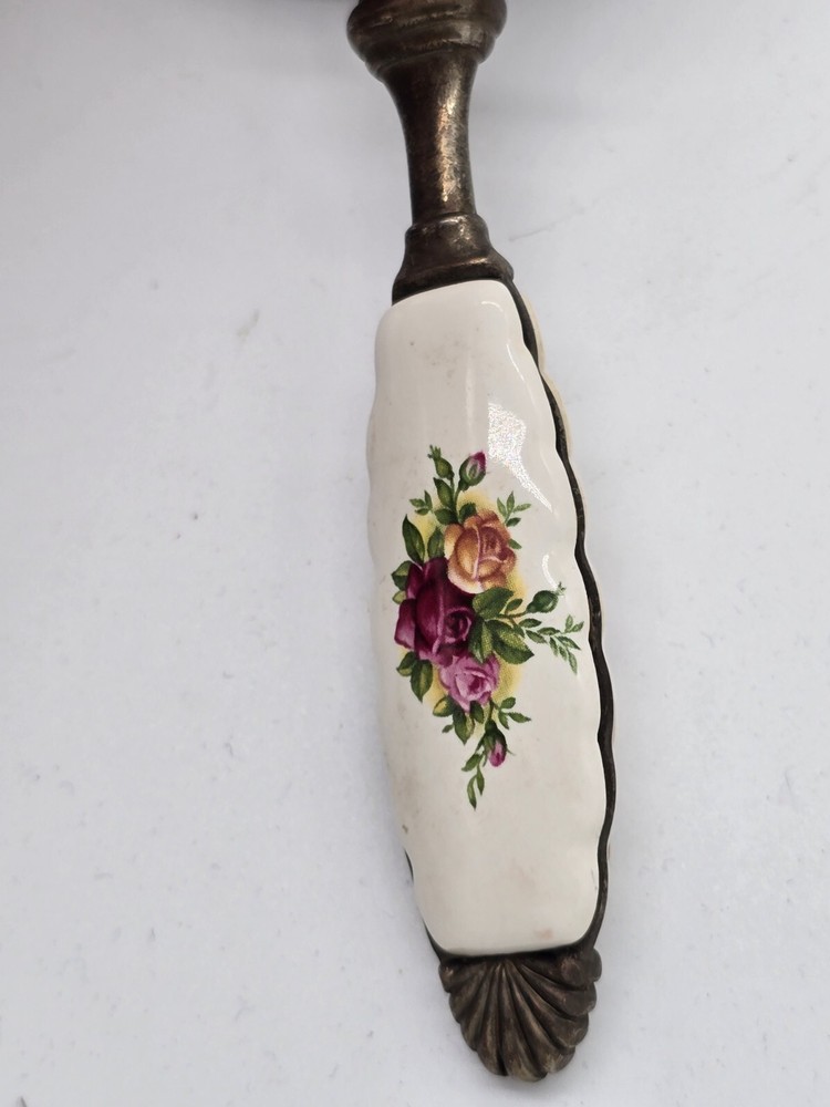 Royal Doulton Roses Tea Strainer
