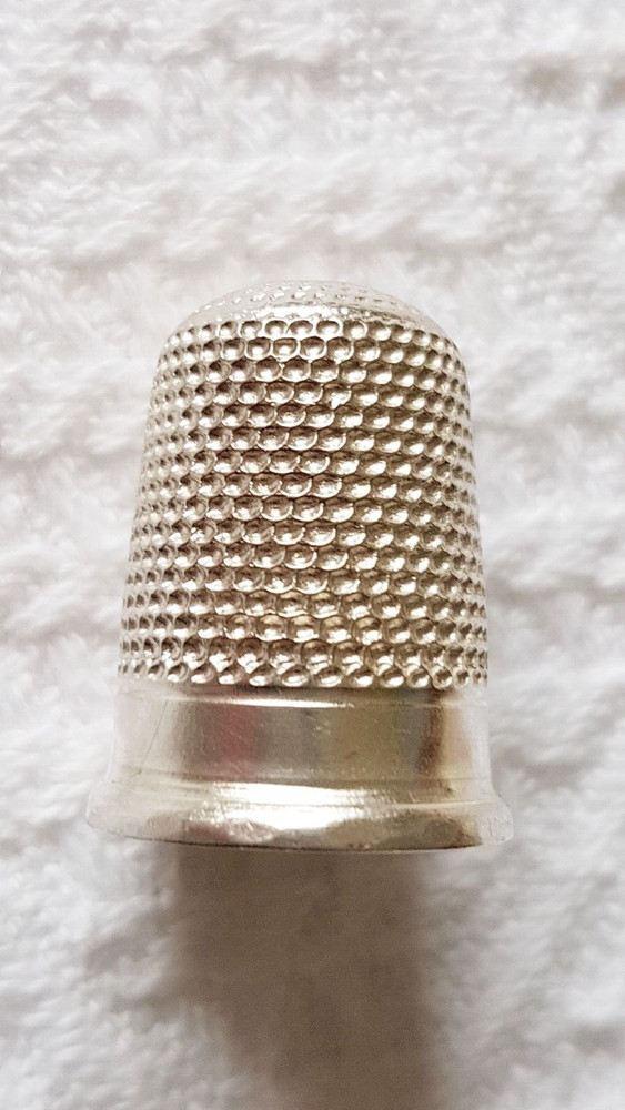 THIMBLE ~ 1914 ~Dimple Pattern ~ Hallmarked Sterling Silver (Chester)