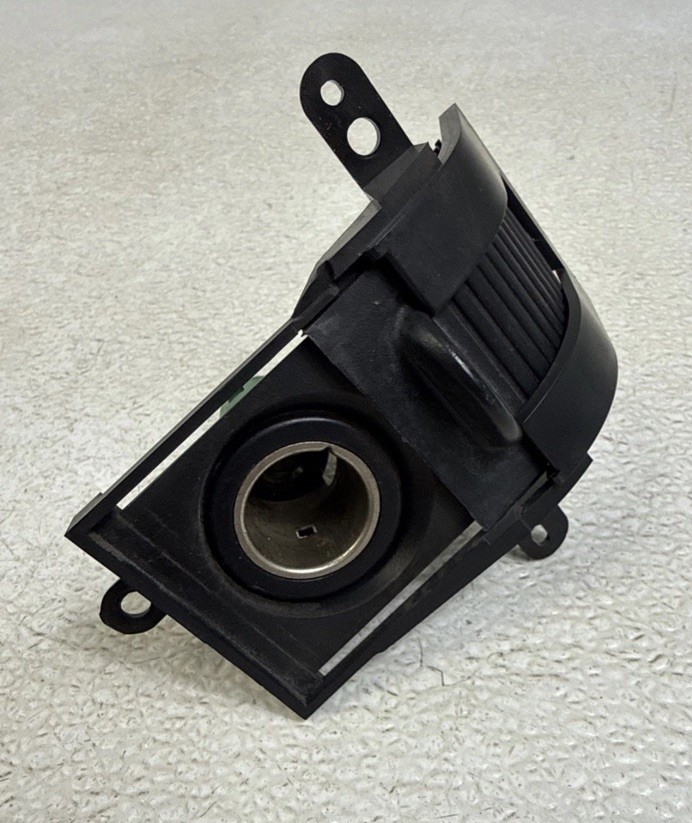 99-04 Ford F250 F350 Super Duty Dashboard Bezel Power Outlet 12V Point OEM F-250