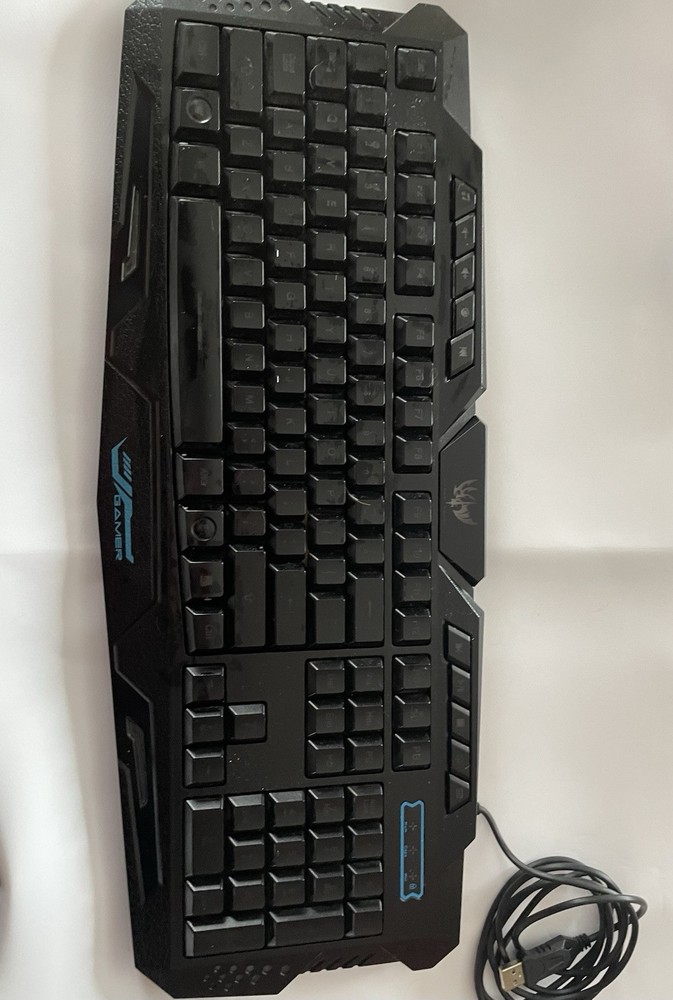 Mechanical gaming keyboard