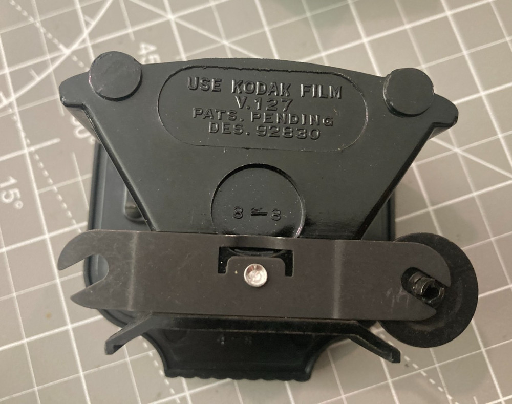 VINTAGE Early Brownie Camera In very nice Condition "Baby Brownie"