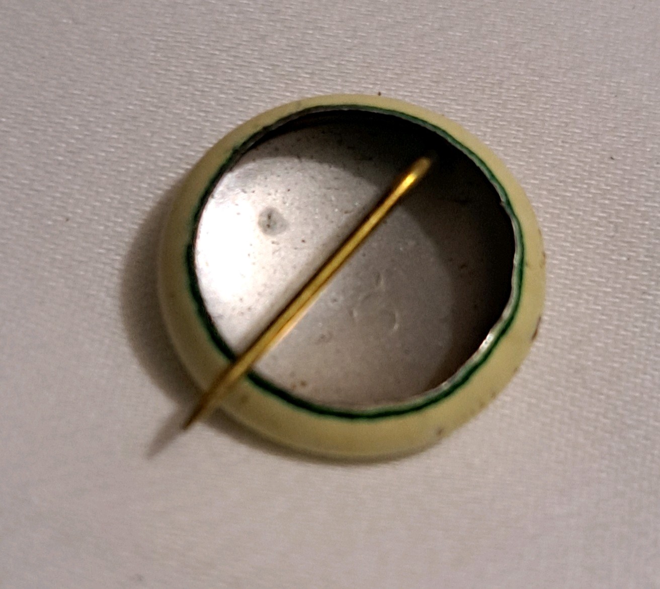 10 Vintage 4-H Club Pin Back Buttons Pins Lot Of 10. You Will receive 10!