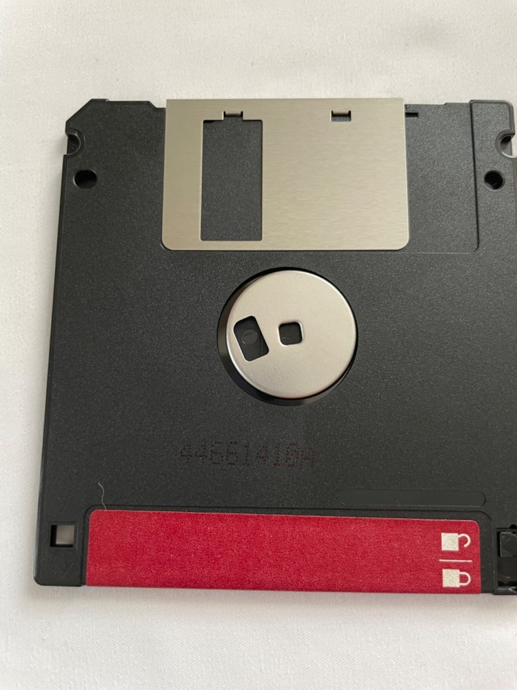 3 1/2" Floppy Diskette - 20 - Sony, 16 - 3M, 2 - Maxell and 2 Diskette Boxes