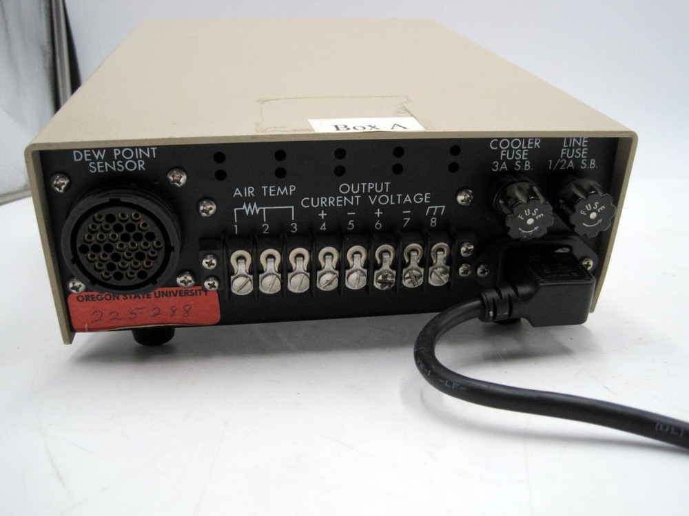 General Eastern System 1100DP Dew Point Hygrometer