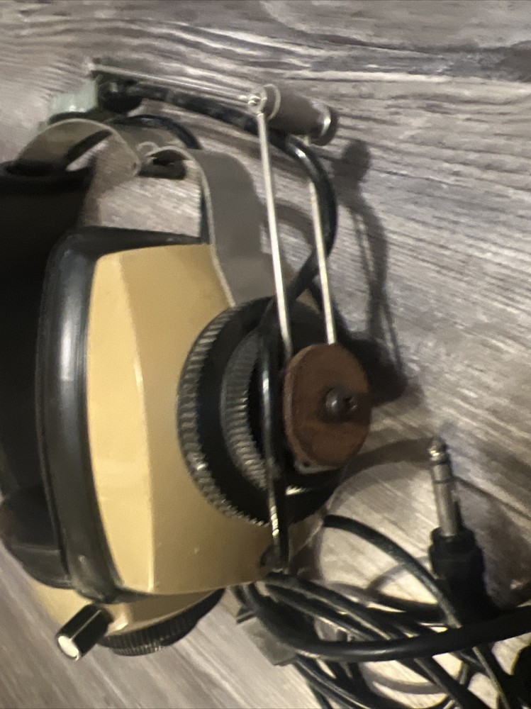 Aviation Headset, Sigtronics Model S-40. (?) UNTESTED-FOR PART