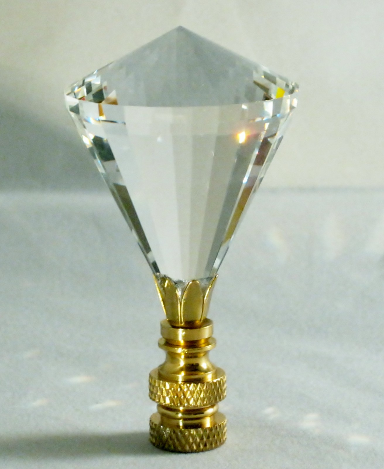 LAMP FINIAL-STUNNING LEADED CRYSTAL LAMP FINIAL-CLEAR DIAMOND