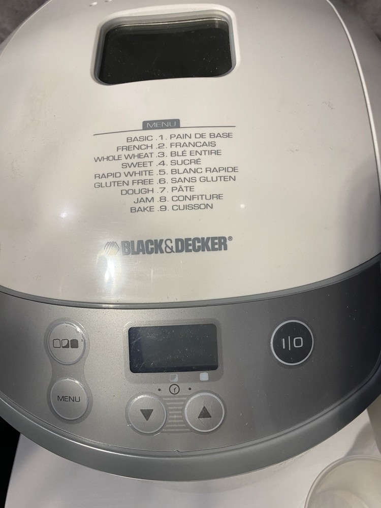 Black & Decker BK1015W 1.5lb Automatic Bread Maker Machine - NEW Open Box