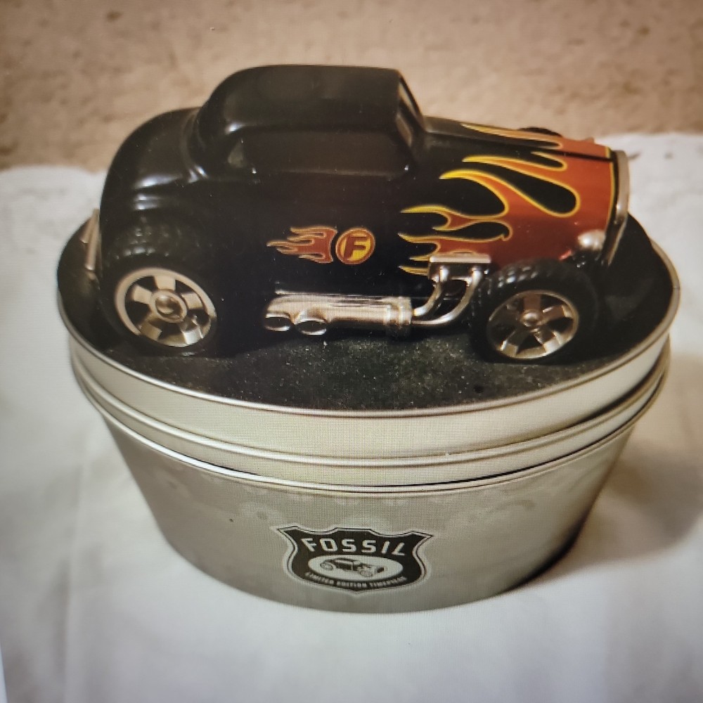 Fossil Hot Rod With Flames Desk Clock