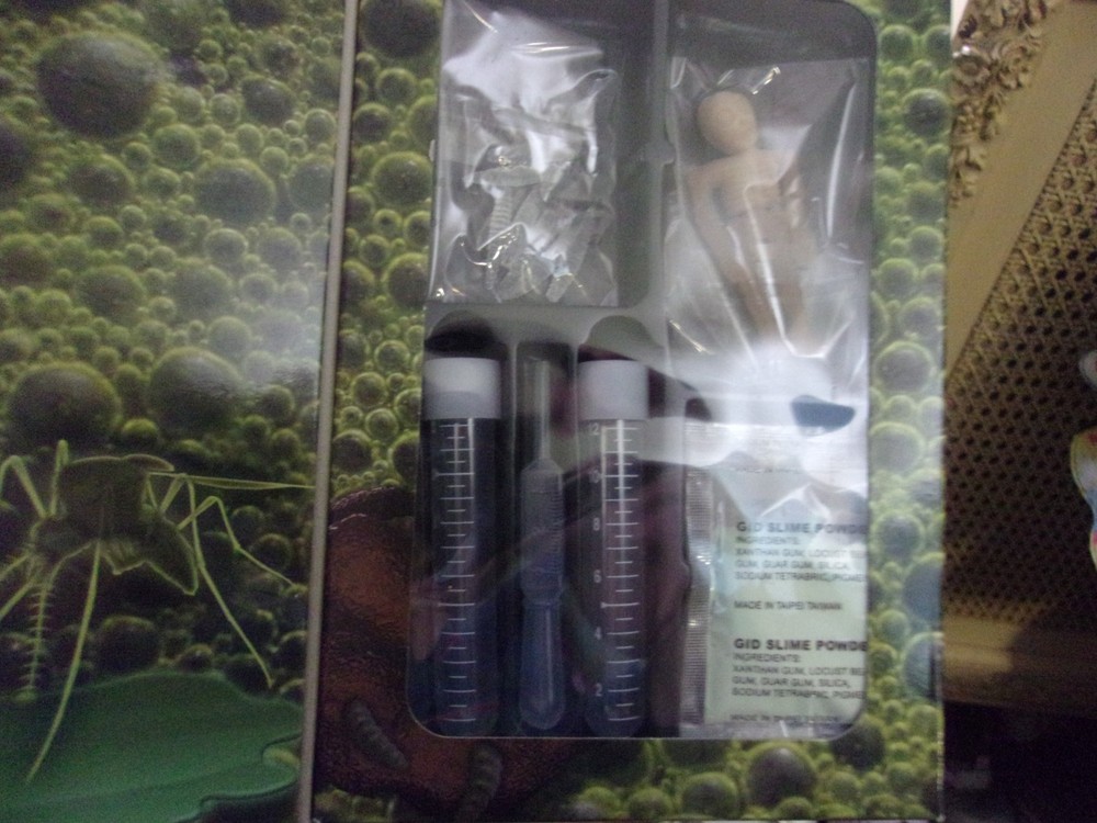 Glow in the Dark Lab kit with book