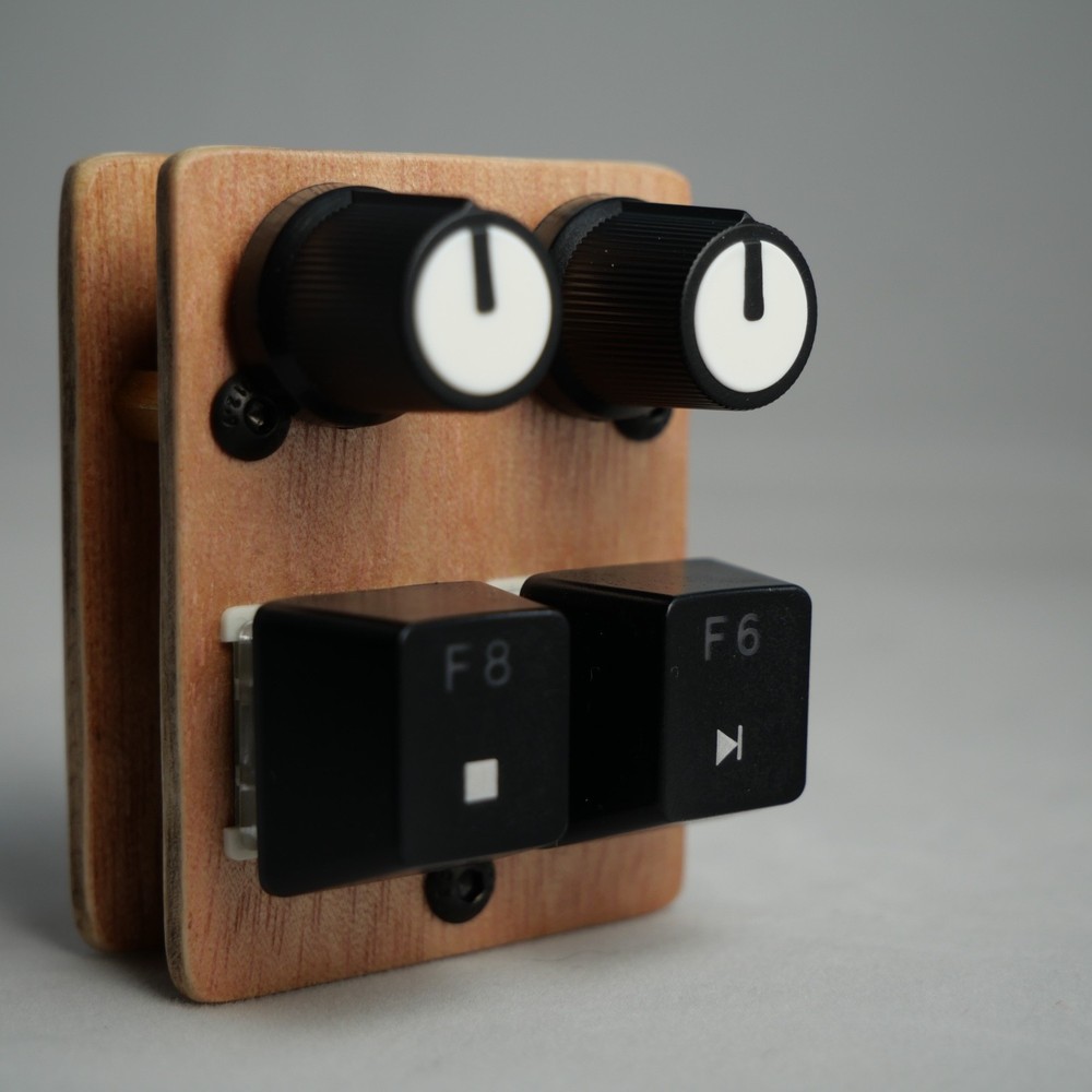 madMidiMini Compact Midi Controller with 2 Note Buttons 2 Potentiometers and LED