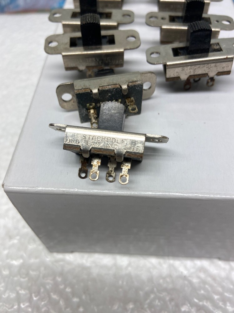 STACKPOLE 4 TERMINAL PANEL MOUNT SWITCH ~ 1A/125VAC 3A 250VAC ~ 16 PIECE LOT
