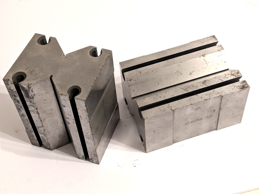 FOWLER Precision V-Block Set Matched Pair (24) PPSc 90x70x125 Sharp Condition