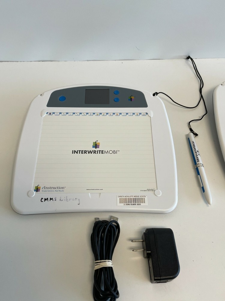 H45: Lot of 2 Mobi IP501 eInstruction Interwrite Mobi Learner Tablet