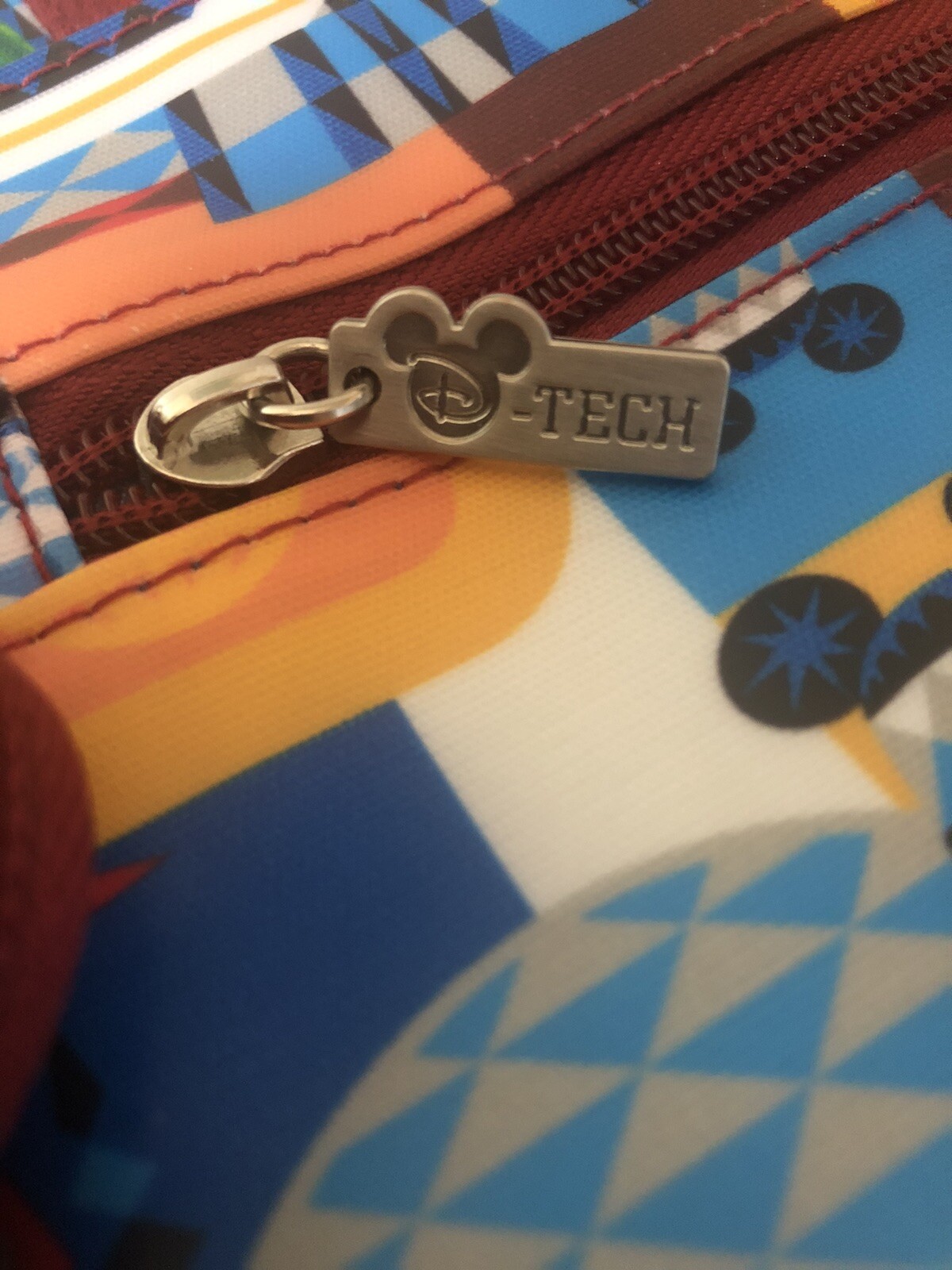 Walt Disney Parks Crossbody Padded Bag Tablet/Cell Phone Wristlet Set Mickey