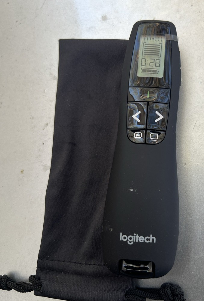Logitech Professional Presenter R800, Wireless Presentation Clicker Remote