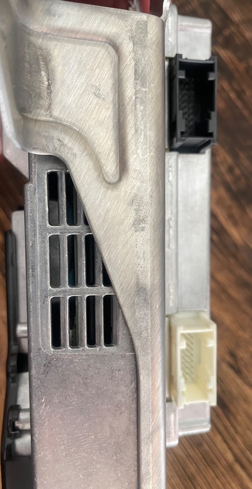 BMW Audio Sound System Amplifier Module W/ Surround View Camera Computer Control