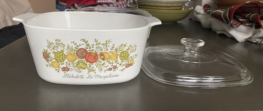 CorningWare Vegetable Print Casserole Ceramic 2 Piece Set w/ Lids