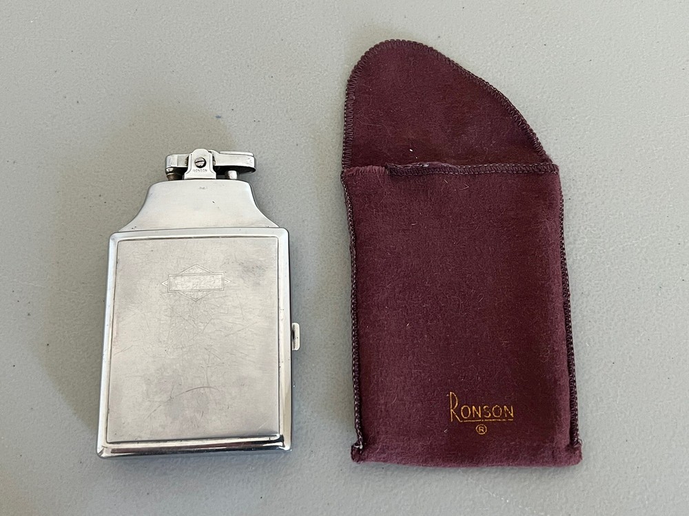 Vintage Ronson Art Deco ~  Mastercase ~ w/Pouch