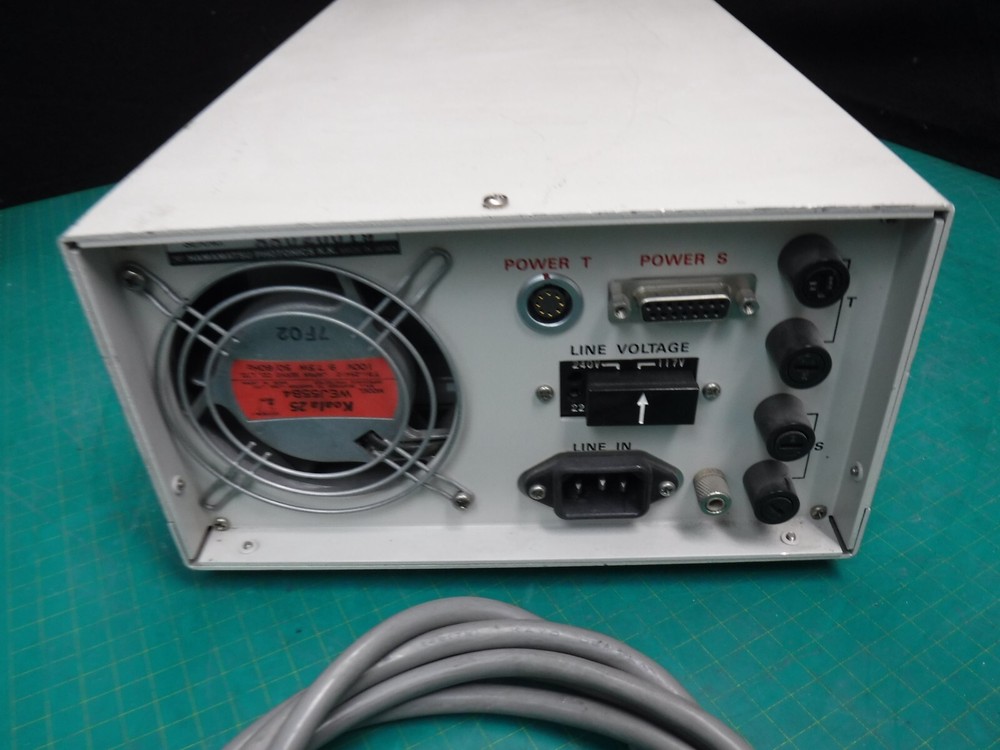 HAMAMATSU C3140 CAMERA Power supply with cable