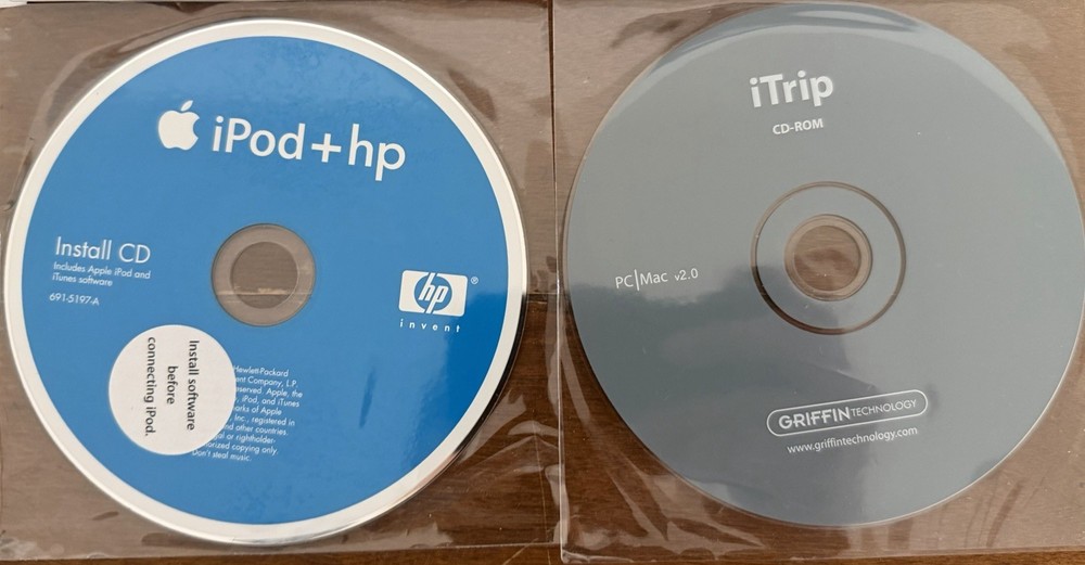 Ipod + Hp Install Cd - 691-5174- A 2004 Hewlett Packard Development Co