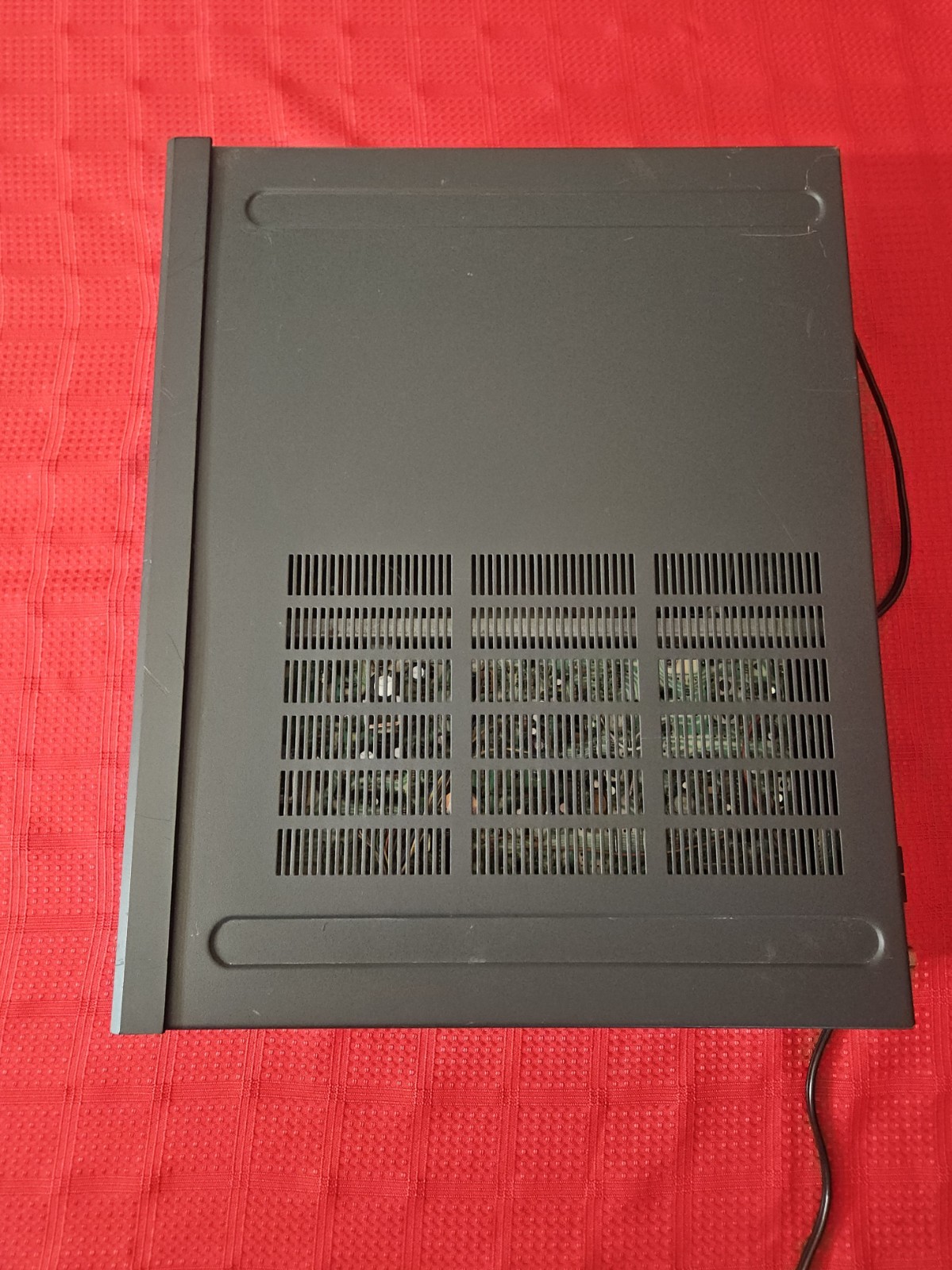 NAD 1600 Stereo Preamp / Tuner ~Powers On ~No Sound Output~ Sold As Is~ Read ~