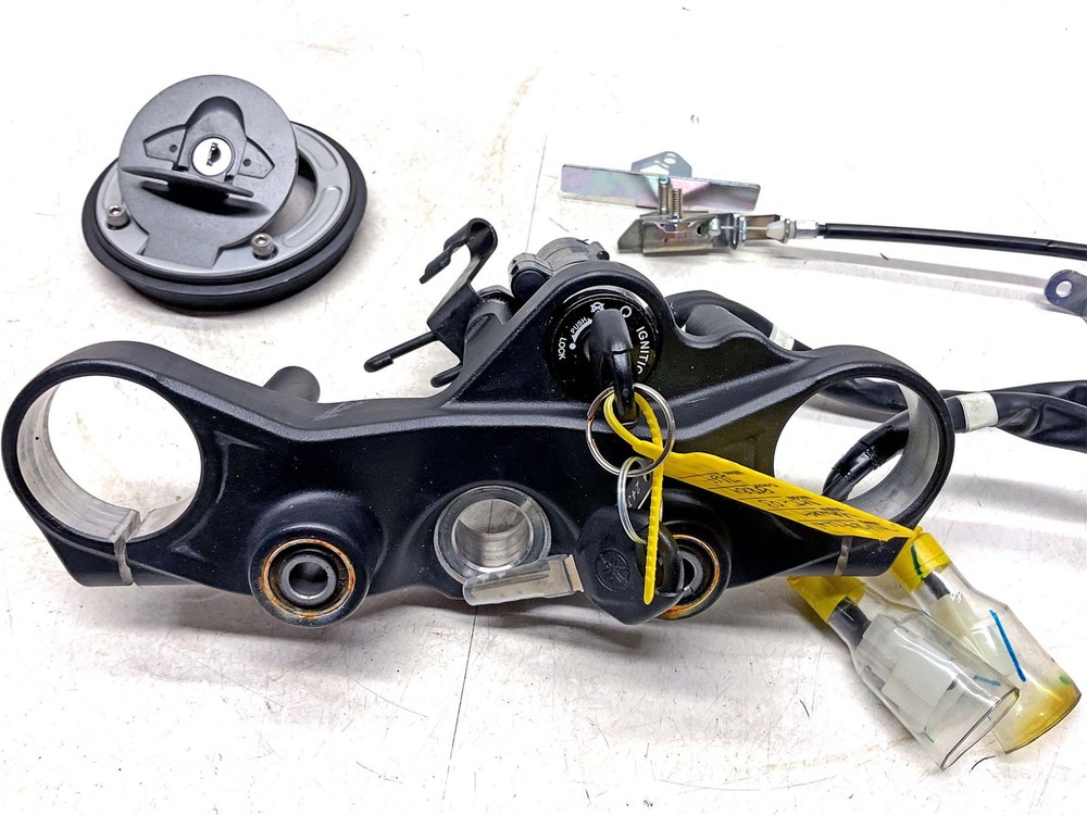 2024 Yamaha MT-03 Lock Set