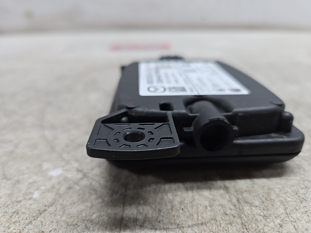 2019 MAZDA CX-3 BLIND SPOT SENSOR MODULE D24H-67Y80D