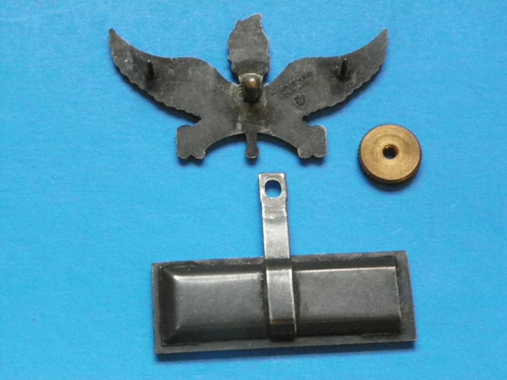 VIETNAM ORIGINAL HELICOPTER FLIGHT INSTRUCTOR I.D. BADGE-MAKER MARKED