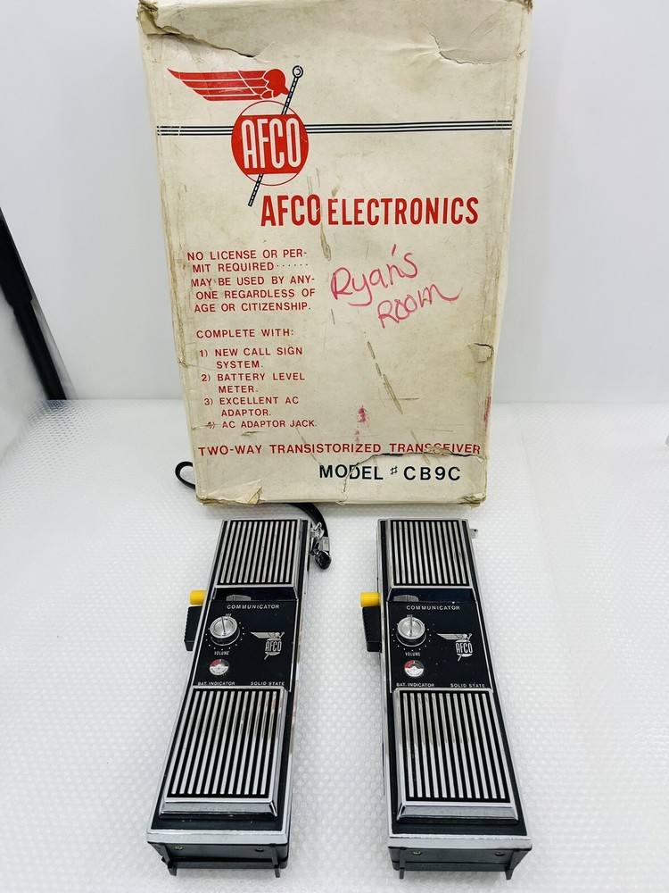 AFCO ELECTRONICS Two-Way Transistorized Tranceiver Walker - Talkie CB9C Untested