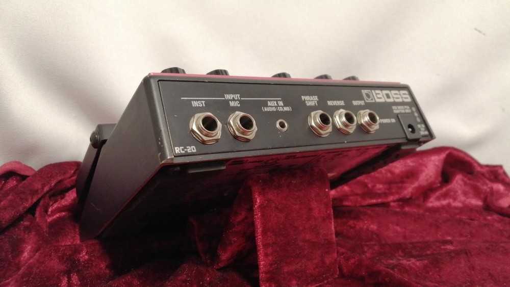 BOSS Model RC-20 Loop Station