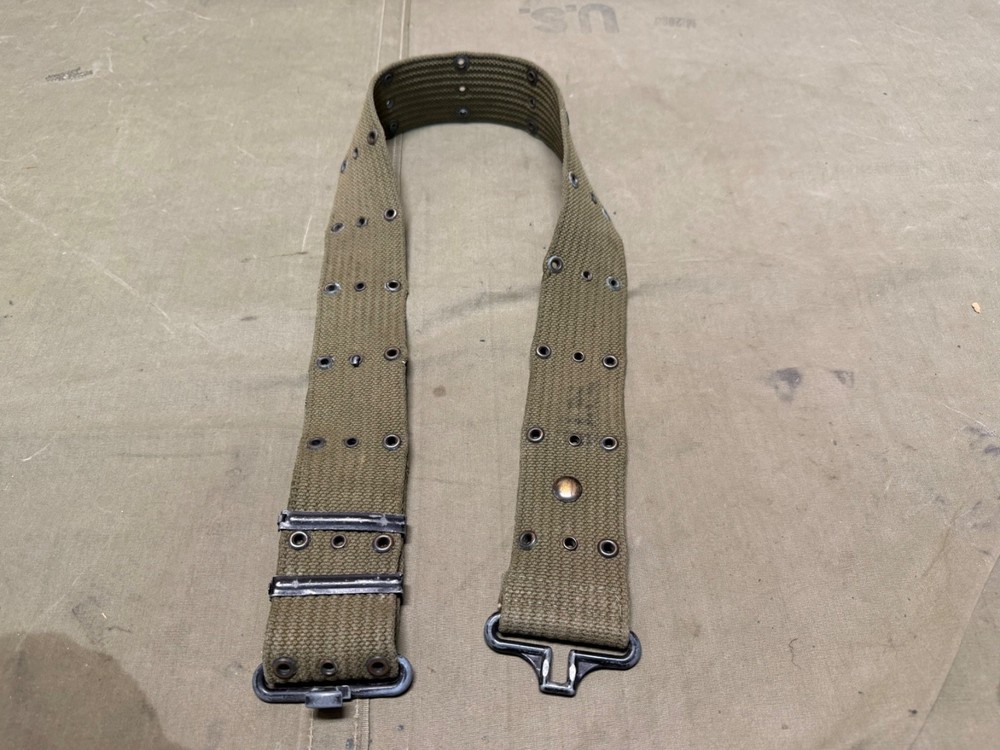 ORIGINAL WWII US ARMY M1942 PISTOL AMMO EQUIPMENT FIELD BELT-OD#7, DATED:1945