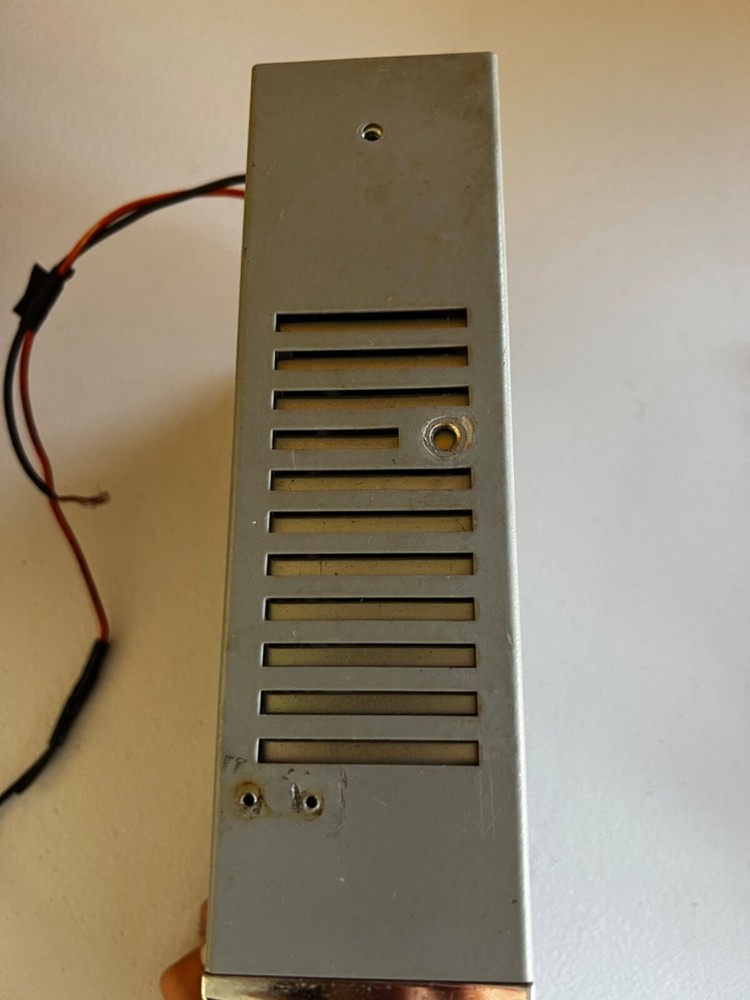 Johnson Messenger 100 CB