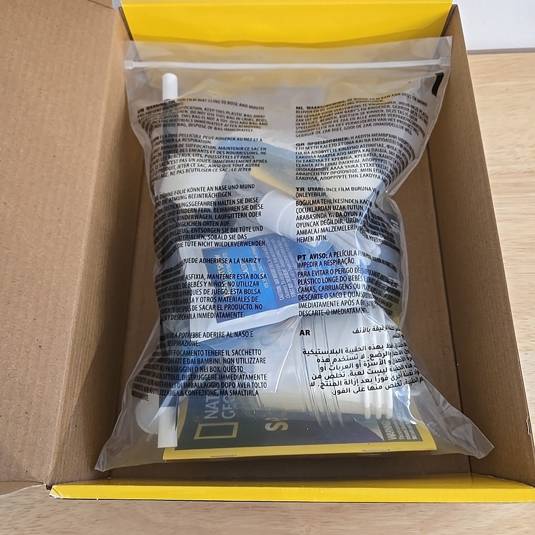 NATIONAL GEOGRAPHIC Mega Science Magic Kit – Science Kit for Kids New