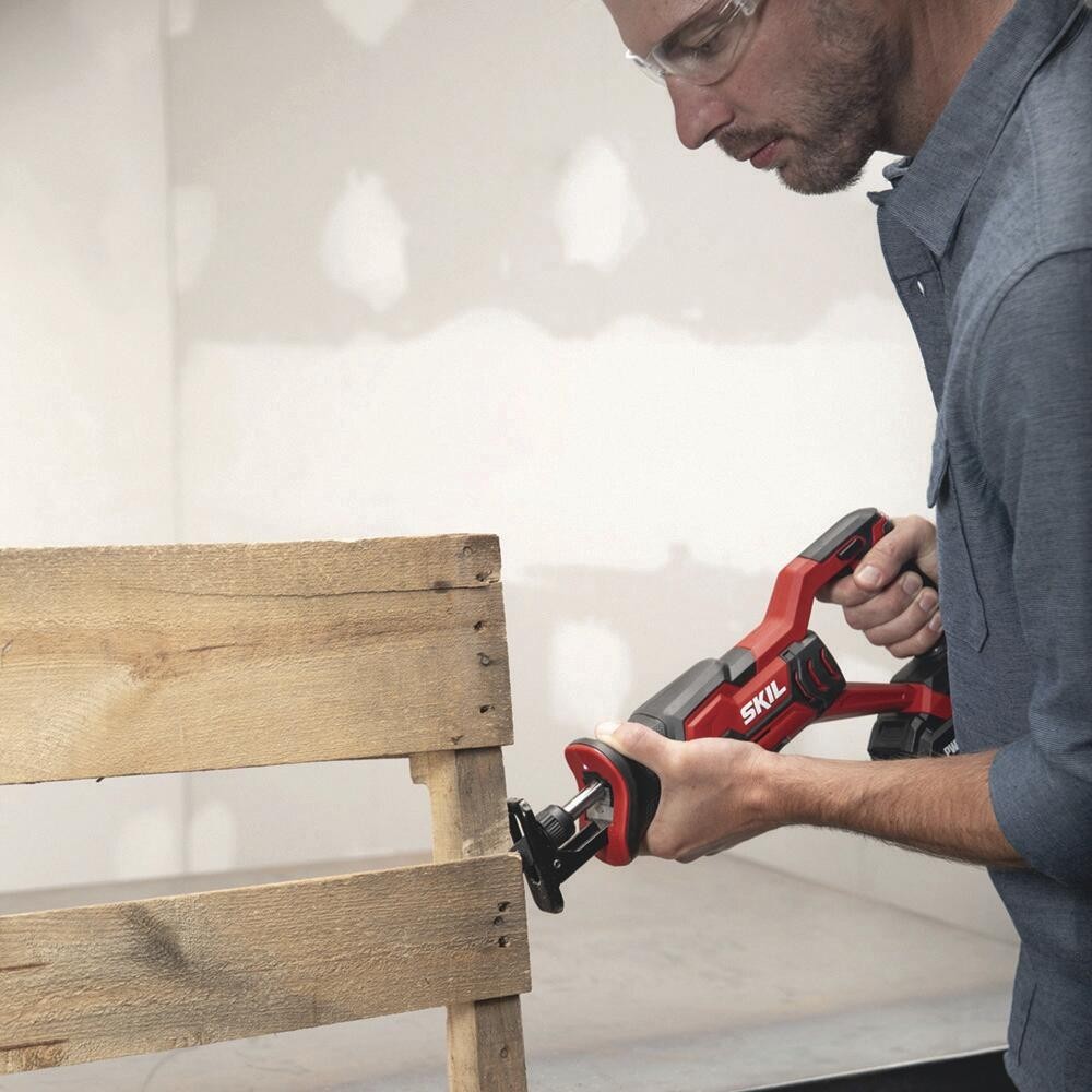 20V Cordless LED Reciprocating Saw Kit Tool Less Blade Variable Speed Trigger