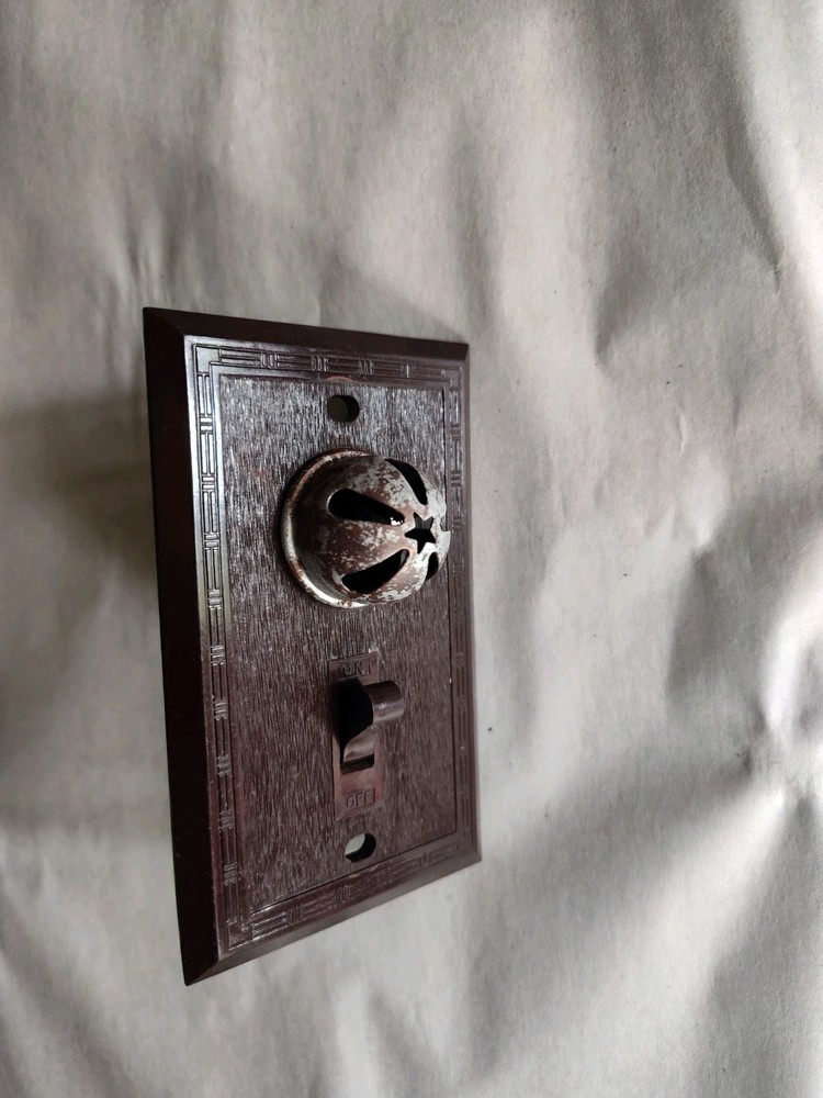 Snapit Dashed Fine Lines Brown Bakelite Textured Switch with indicator light vtg