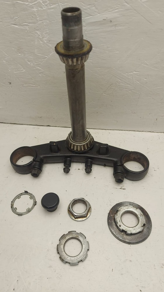 98-01 Honda VFR 800 Bottom Yoke